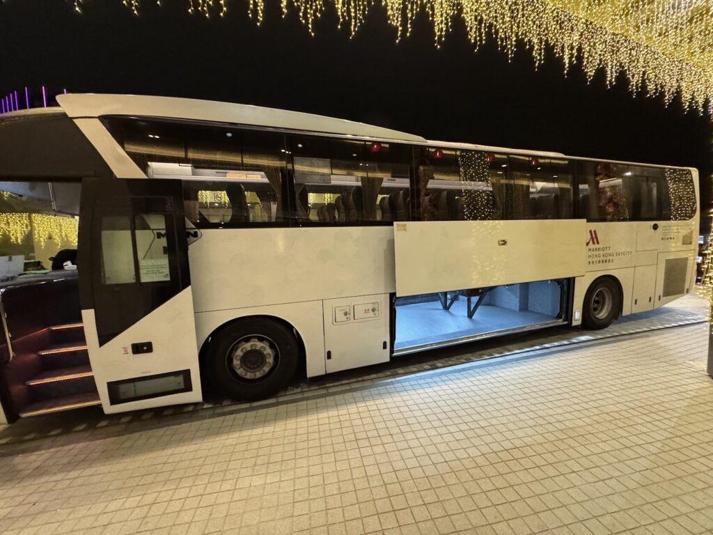 香港、スカイシティマリオット、無料バス