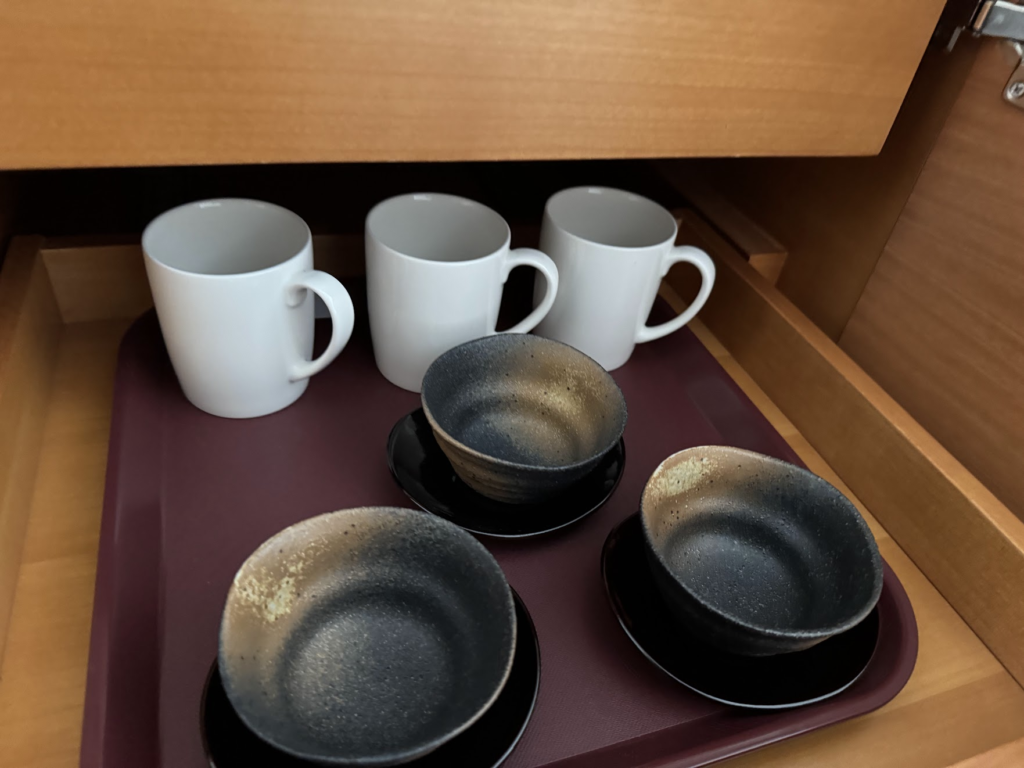 シェラトングランド広島、カップ、ソーサー、陶器