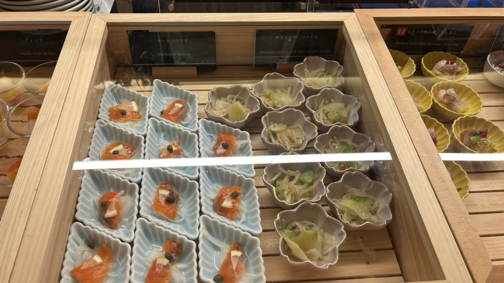 ホテルクラッド、ビュッフェ、木の花の湯、ダイニング花衣