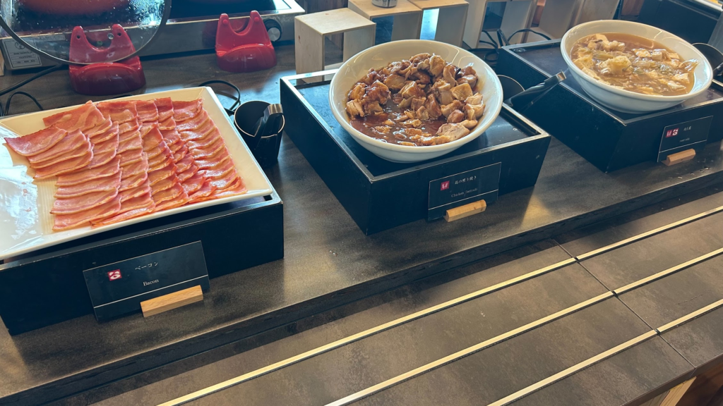 ホテルクラッド、ビュッフェ、木の花の湯、ダイニング花衣、朝食