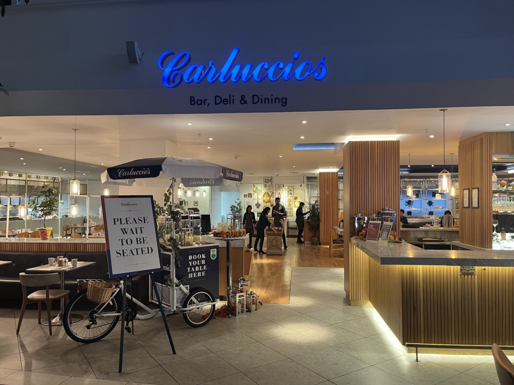 ロンドン、ヒースロー、マリオット、ホテル、レストラン、Carluccio's、イタリアン